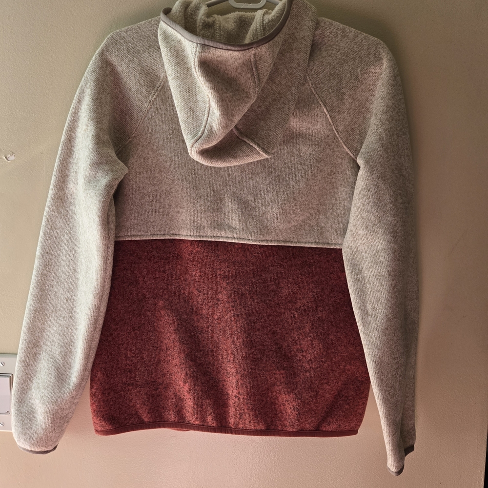 Women's Cream and Red Pullover by L.L. Bean Size XS Reg - Picture 6 of 6